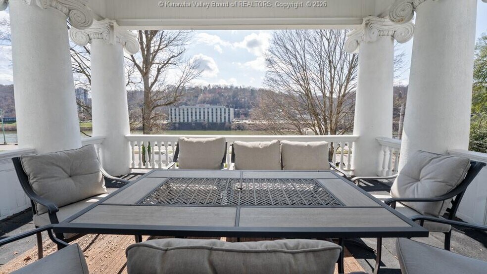 More Photos Of 1510 Kanawha Blvd E, Charleston Office For Sale