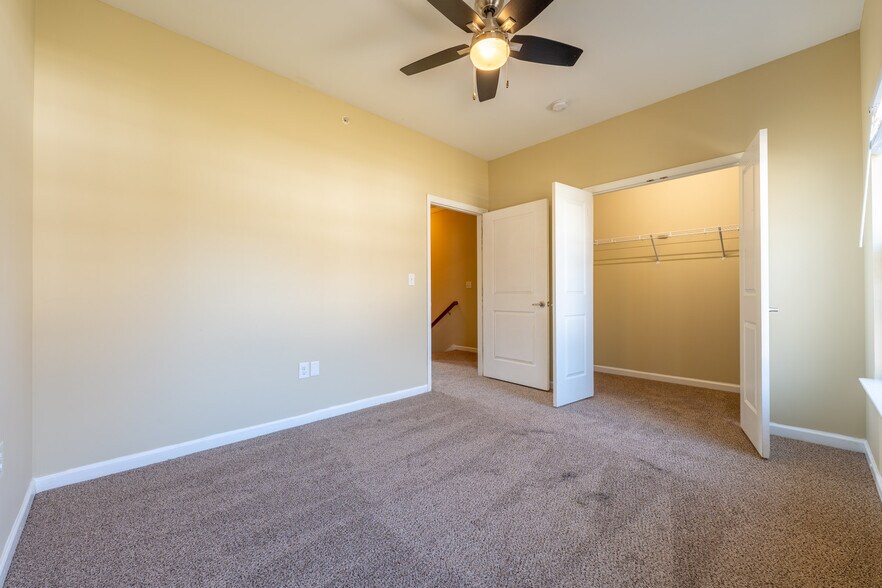 More Photos Of 156 Silver St, Tullahoma Apartments For Sale