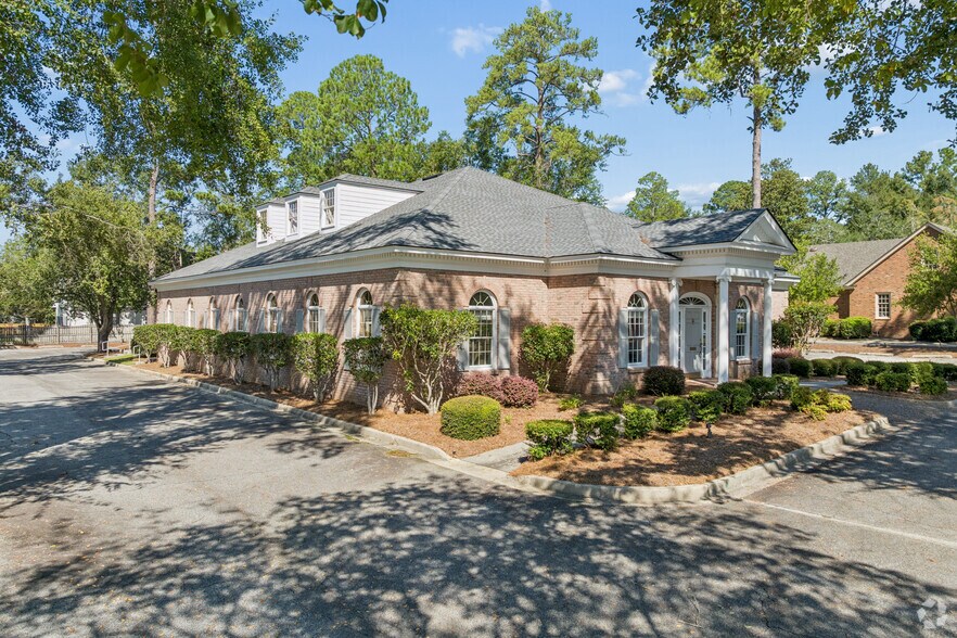 More Photos Of 2718 N Oak St, Valdosta Medical For Sale