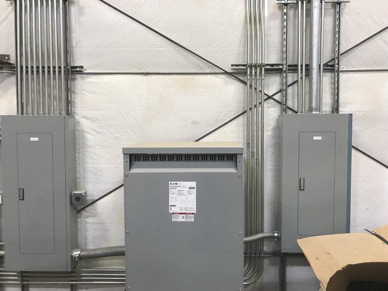 More Photos Of 5057 Owan Industrial Park Dr, Williston Industrial For Sale