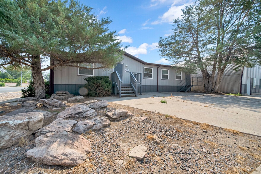 Primary Photo Of 138 West St, Fort Morgan Flex For Sale