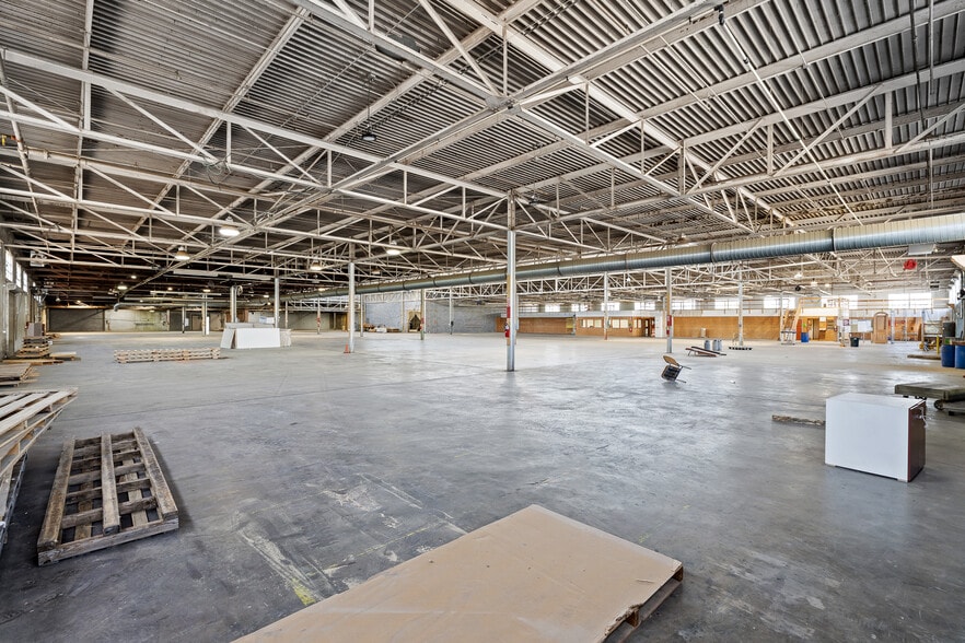 More Photos Of 405 E Main St, Chattanooga Warehouse For Sale