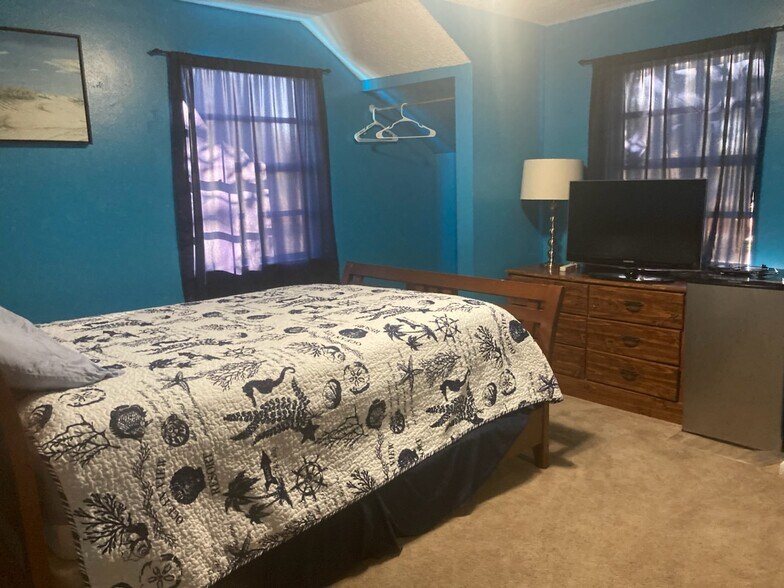 More Photos Of 547 High St, Daytona Beach Office For Sale