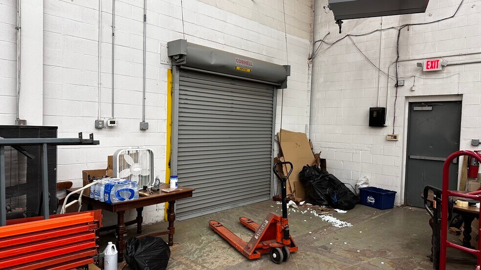 More Photos Of 1727-1801 Union Blvd, Allentown Warehouse For Lease