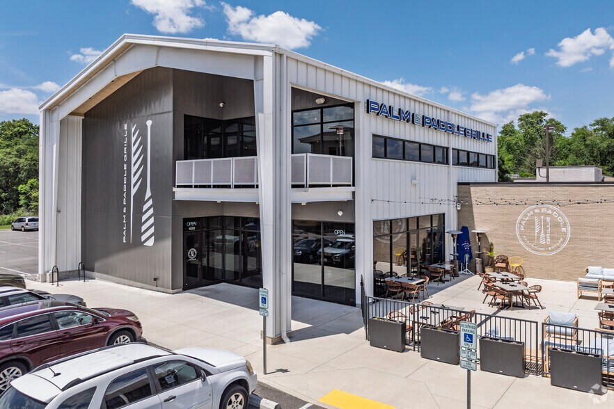 More Photos Of 2515 S Campbell Ave, Springfield General Retail For Lease