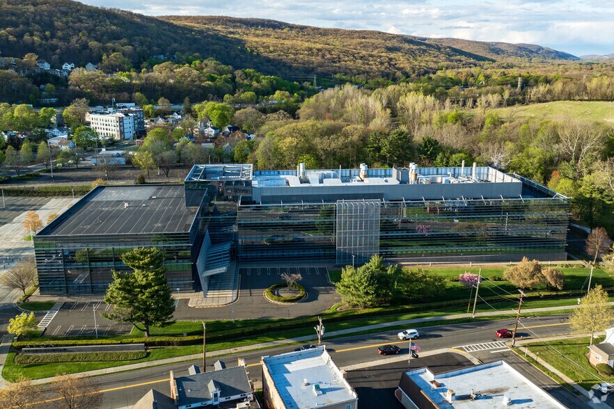 More Photos Of 1 Avon Pl, Suffern Manufacturing For Sale