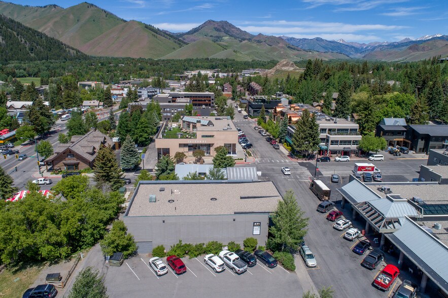 More Photos Of 471 N Leadville Ave, Ketchum Freestanding For Sale