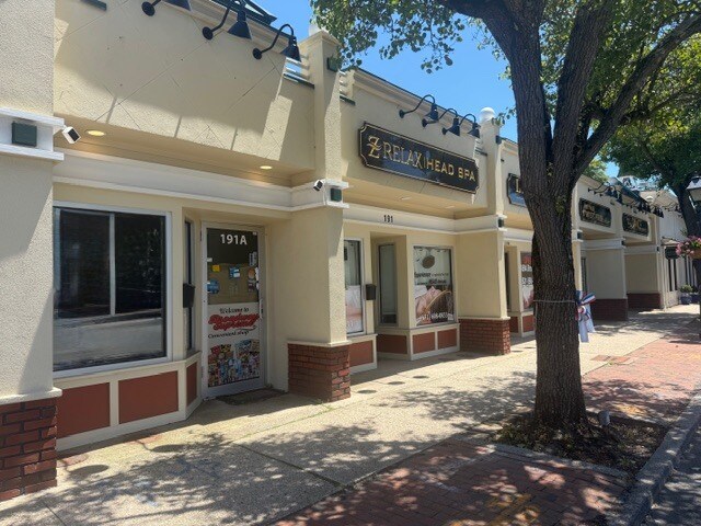 More Photos Of 187-191 Broadway, Amityville Storefront For Lease