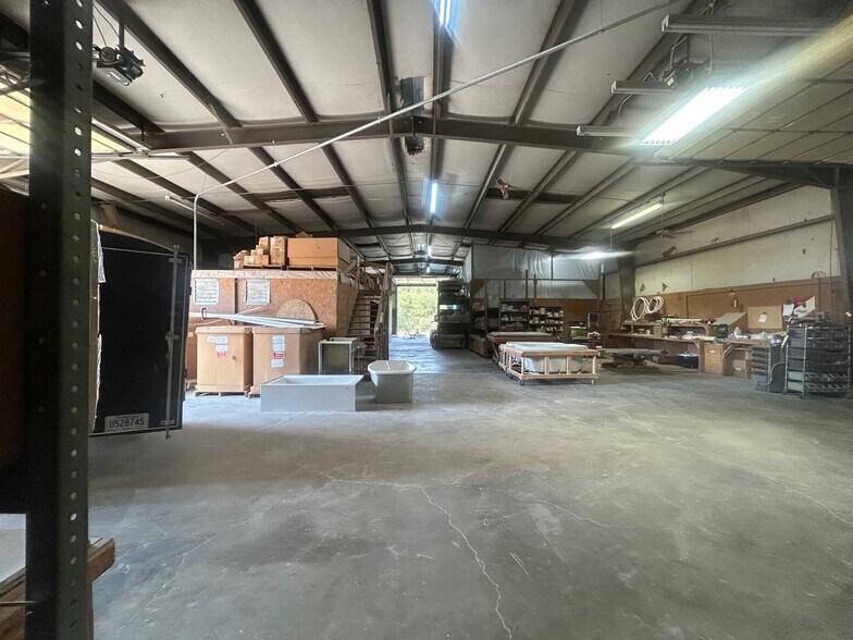 More Photos Of 7612 Drag Strip Rd, Fairview Industrial For Lease