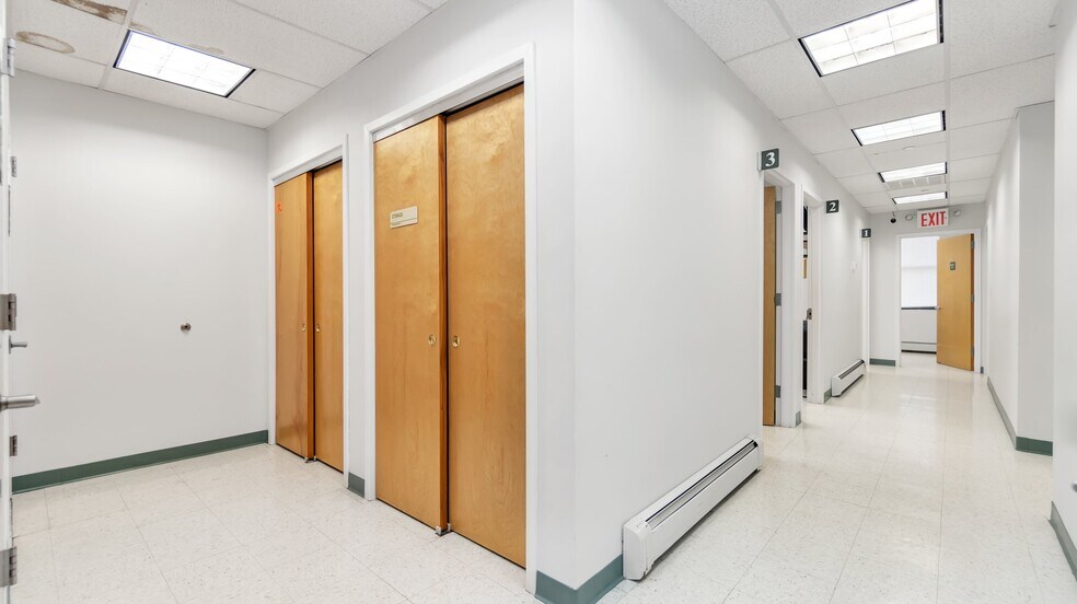 More Photos Of 2385 Arthur Ave, Bronx Storefront Retail Office For Lease