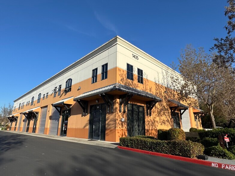 Primary Photo Of 1435 Technology Ln, Petaluma Research And Development For Lease