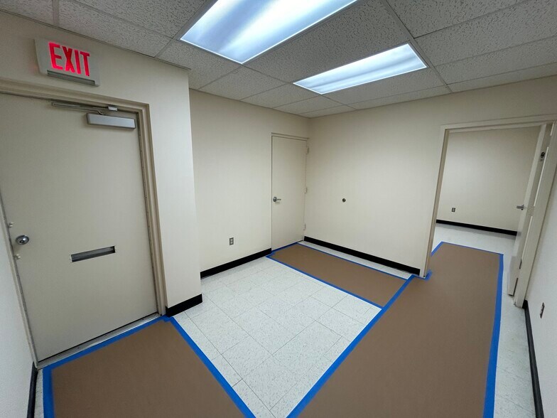 More Photos Of 1100-1146 Taft St, Rockville Warehouse For Lease