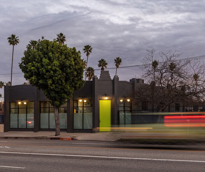 More Photos Of 5260-5262 Pico Blvd, Los Angeles Coworking Space