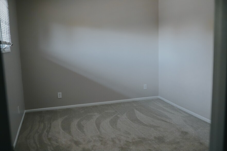 More Photos Of 419 W Main, Du Quoin Multifamily For Sale