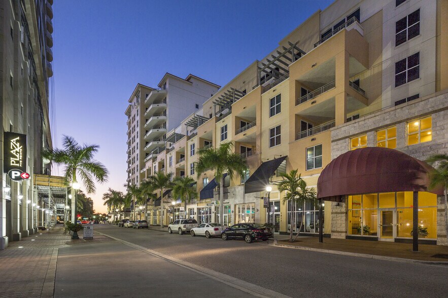 Primary Photo Of 100 Central Ave, Sarasota Apartments For Lease