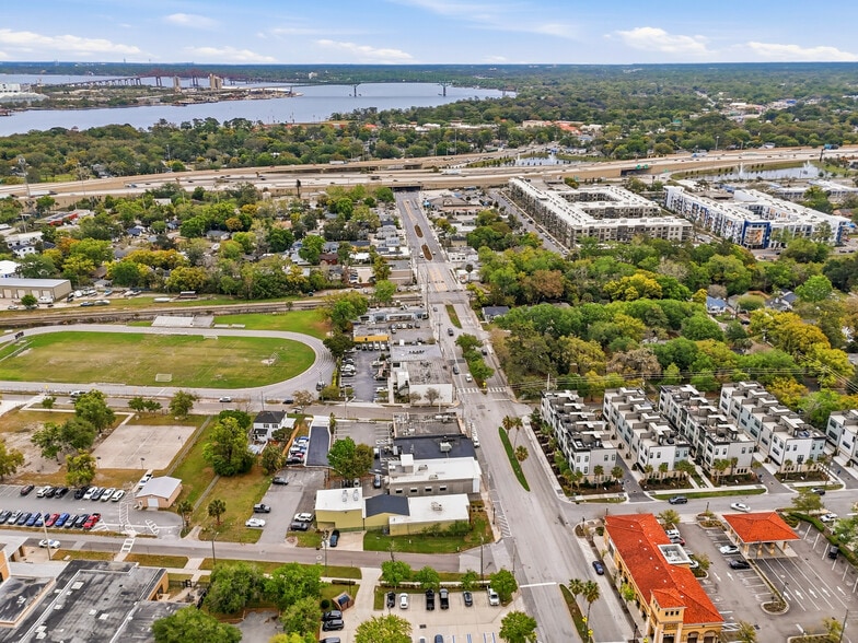 More Photos Of 1611 Atlantic Blvd, Jacksonville Storefront Retail Office For Sale
