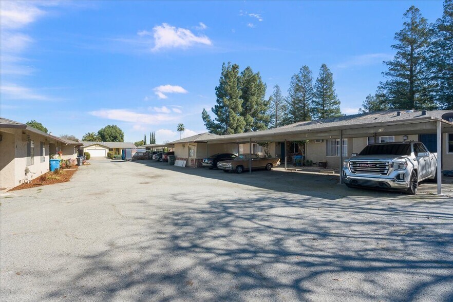 More Photos Of 8275 Westwood Dr, Gilroy Apartments For Sale