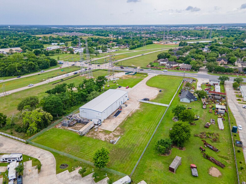 More Photos Of 1340 Highway 3 S, League City Freestanding For Sale