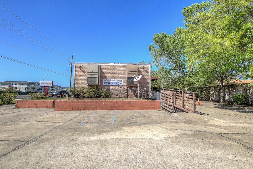 More Photos Of 3760 N Ponce De Leon Blvd, Saint Augustine Freestanding For Sale