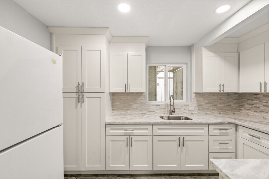More Photos Of 612 S Jones Blvd, Las Vegas Office Residential For Sale