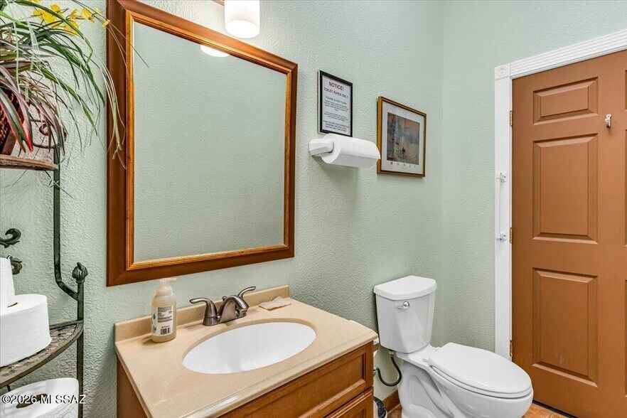 More Photos Of 2561-2563 E Fort Lowell Rd, Tucson Freestanding For Sale