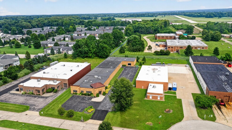 More Photos Of 1695 Joseph Lloyd Pky, Willoughby Warehouse For Sale