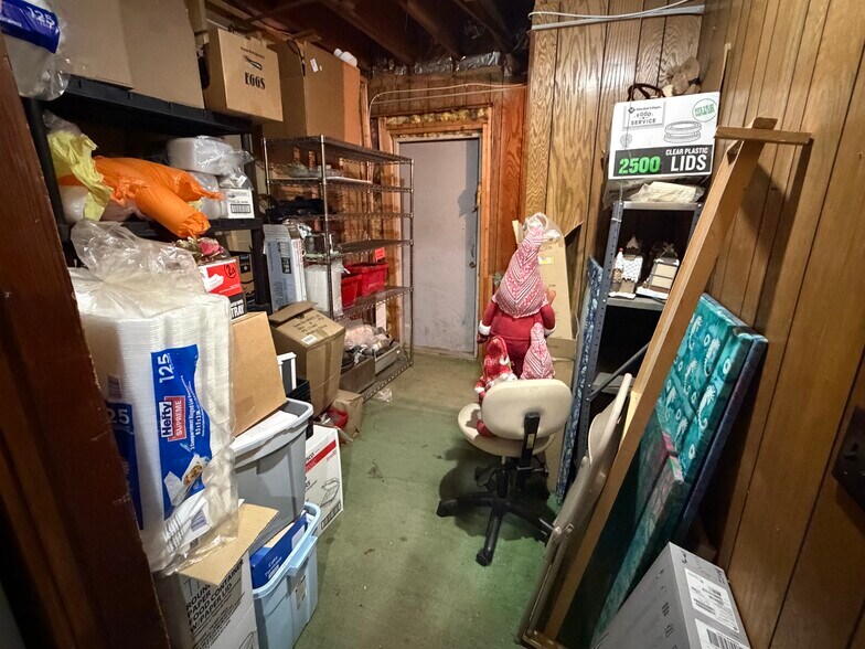 More Photos Of 23 Spring St, Dexter Office For Sale