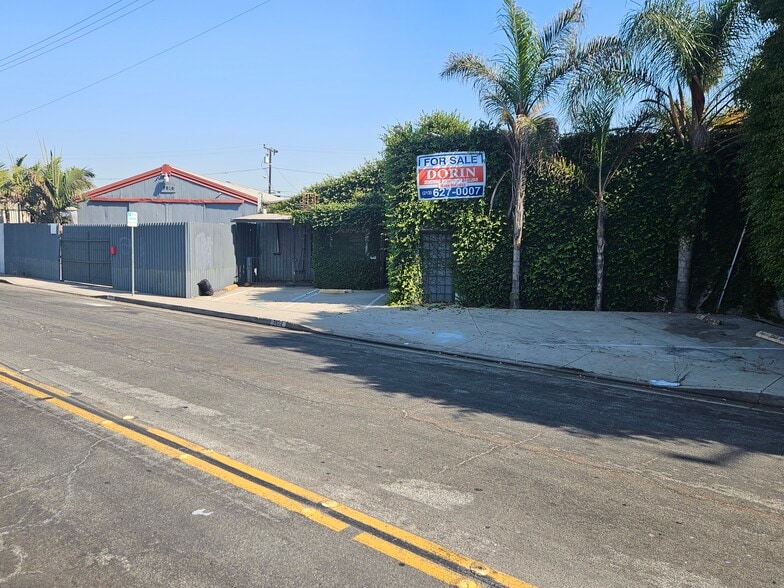 More Photos Of 7822 Salt Lake Ave, Cudahy Warehouse For Lease