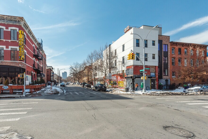 More Photos Of 446 Franklin Ave, Brooklyn Apartments For Sale