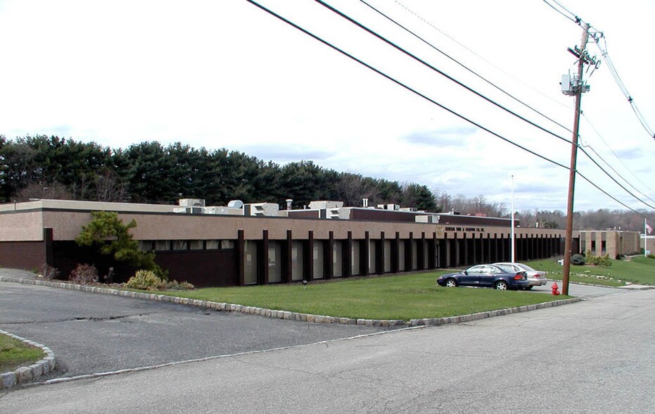 More Photos Of 1 Emery Ave, Randolph Office For Lease