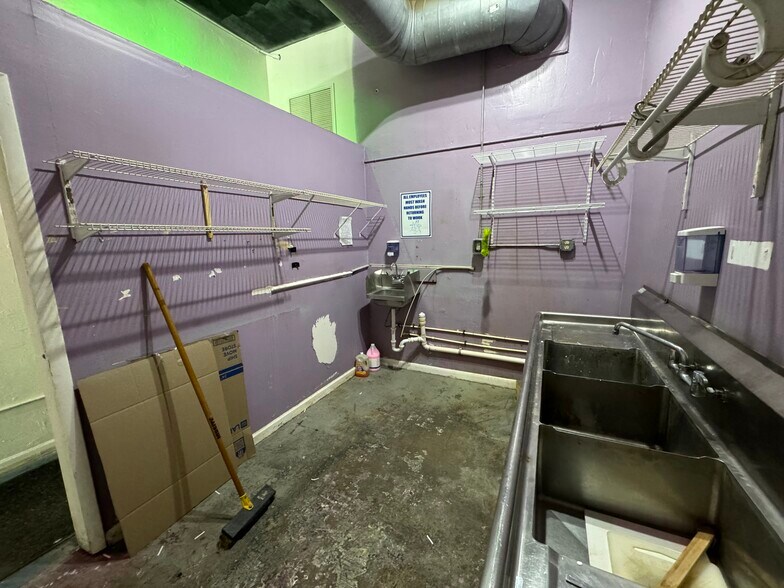 More Photos Of 112-120 S 20th Ave, Hollywood Restaurant For Lease