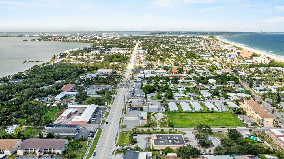 More Photos Of 6110 N Atlantic Ave, Cocoa Beach Auto Repair For Lease