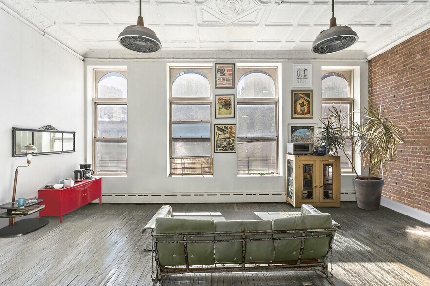 More Photos Of 183 Concord St, Brooklyn Flex For Sale