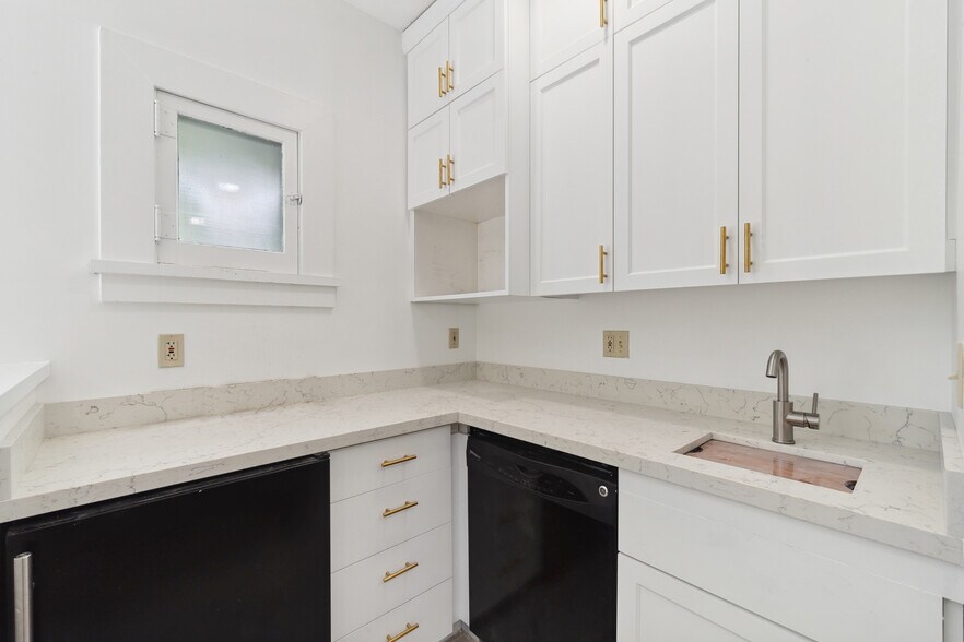 More Photos Of 385 Homer Ave, Palo Alto Office Residential For Lease