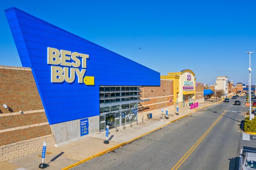 More Photos Of 14050-14368 Baltimore Ave, Laurel Unknown For Lease