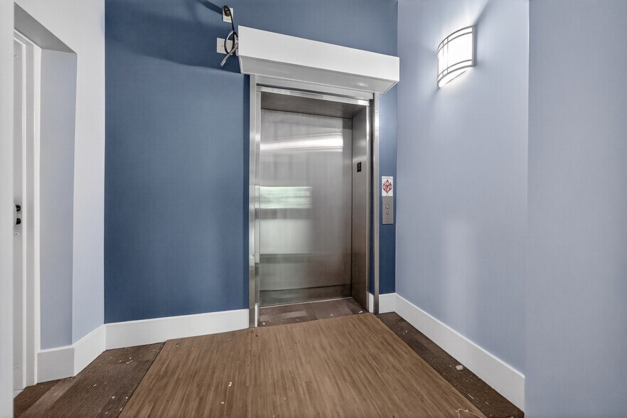 More Photos Of 444 S Blount St, Raleigh Apartments For Sale