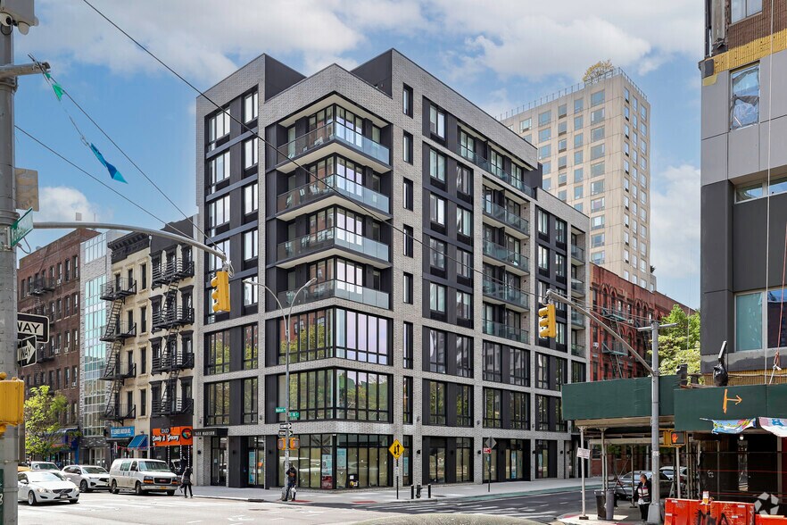 Primary Photo Of 1650 Madison Ave, New York Apartments For Lease