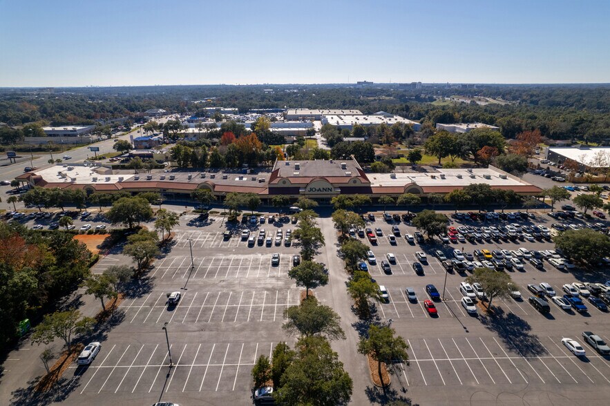 More Photos Of 6601 N Davis Hwy, Pensacola Unknown For Lease