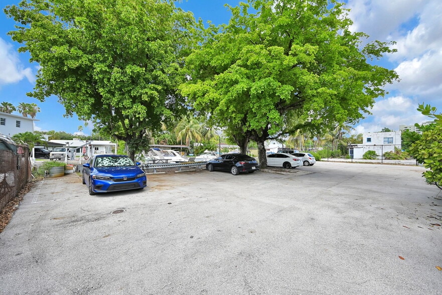 More Photos Of 800 NW 7th Ave, Miami Loft Creative Space For Lease