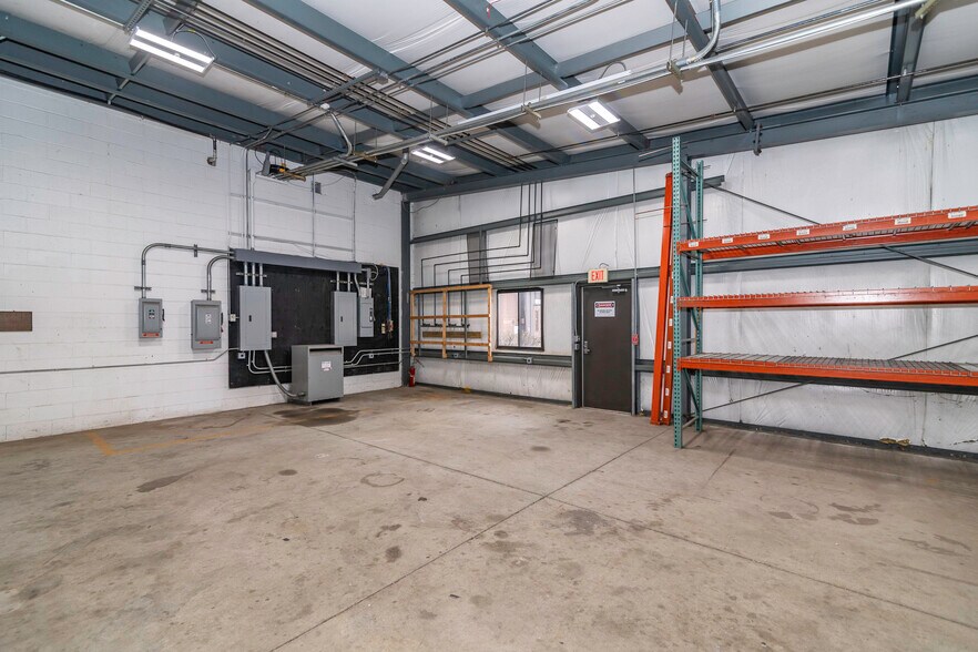 More Photos Of 4 Wilder Dr, Plaistow Warehouse For Sale