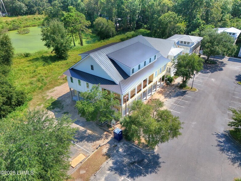 More Photos Of 101 Ladys Island Cmn, Beaufort Office For Lease