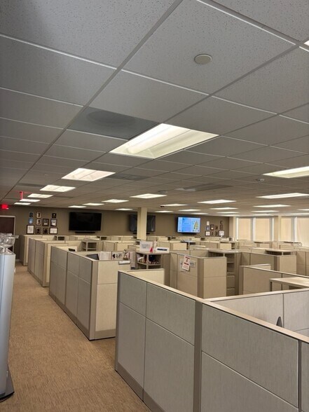 More Photos Of 259 Prospect Plains Rd, Cranbury Office For Lease