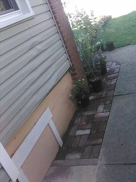 More Photos Of 2038 Grant Ave, Philadelphia Specialty For Sale