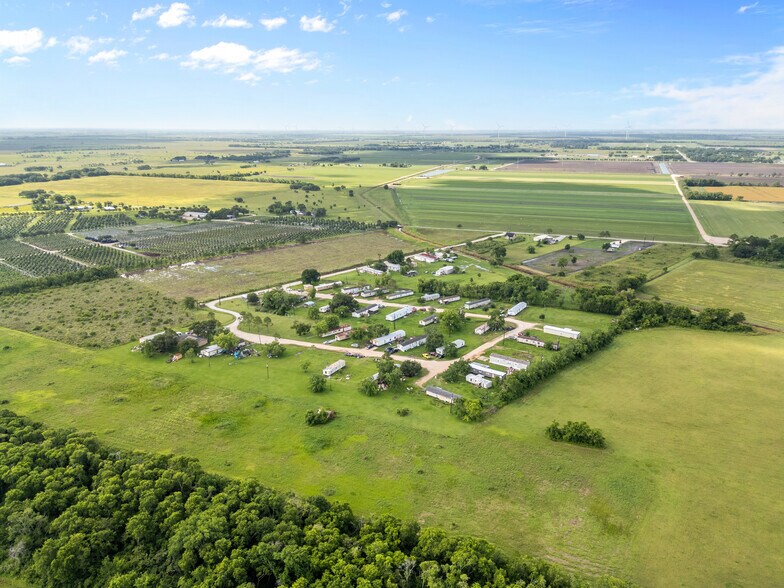 More Photos Of 354 Private Road 620, Bay City Manufactured Housing Mobile Home Park For Sale