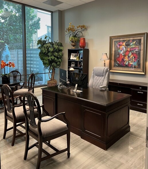 More Photos Of 625 E Twiggs St, Tampa Office For Lease