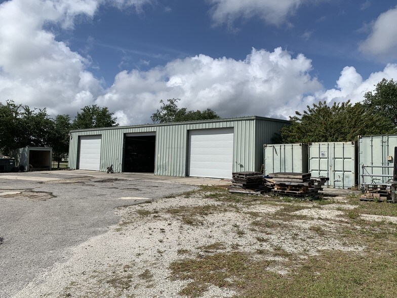 More Photos Of 32379 Broadway St, Sebring Storefront For Sale