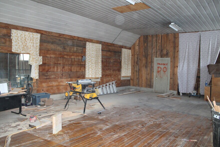 More Photos Of 207 W Franklin, Dayville Storefront Retail Residential For Sale