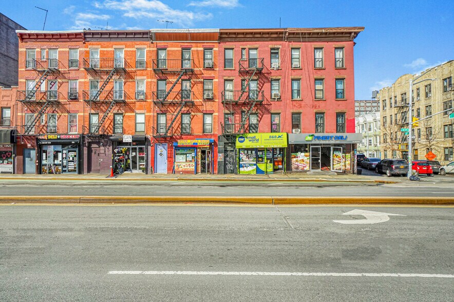 More Photos Of 922 4th Ave, Brooklyn General Retail For Sale