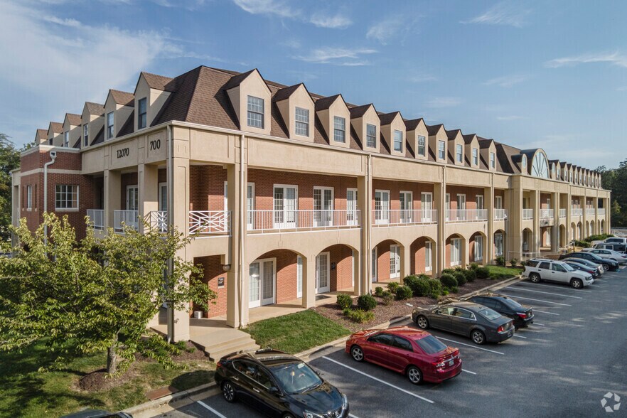 More Photos Of 12070 Old Line Ctr, Waldorf Medical For Lease