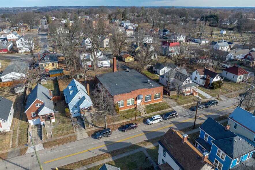 More Photos Of 1514 Kinney Ave, Cincinnati Warehouse For Sale
